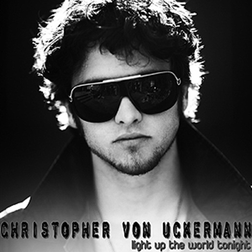 Christopher Uckerman debuta como solista en Miami