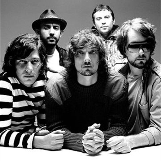 2:30 pm Zoé ganador de Premios 40 Principales
