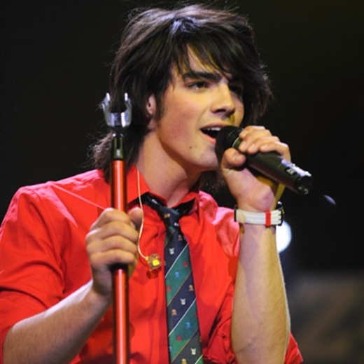 Joe Jonas se estrenará en solitario
