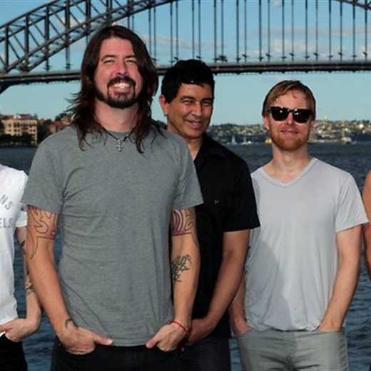 Foo Fighters interpreta canciones Queen y Pink Floyd en vivo