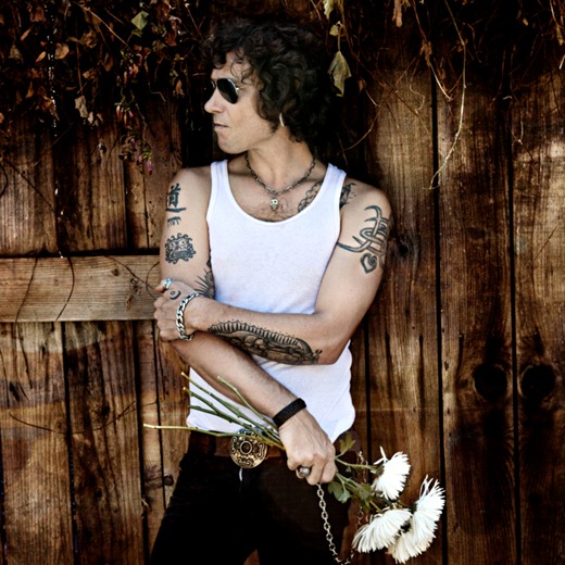 Licenciado Cantinas 2012: Enrique Bunbury Licenciado Cantinas 2012: Enrique Bunbury