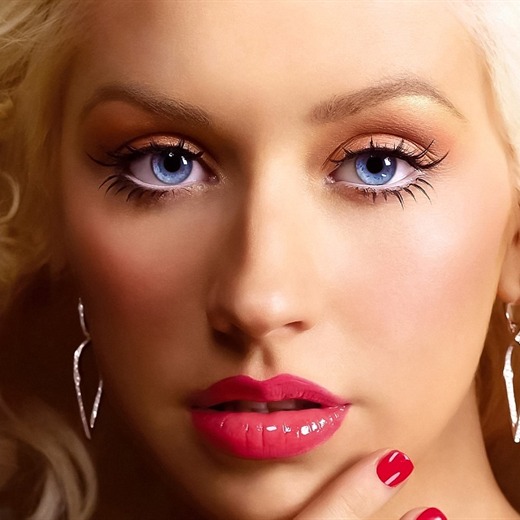 Cristina Aguilera da un adelanto de su nuevo video