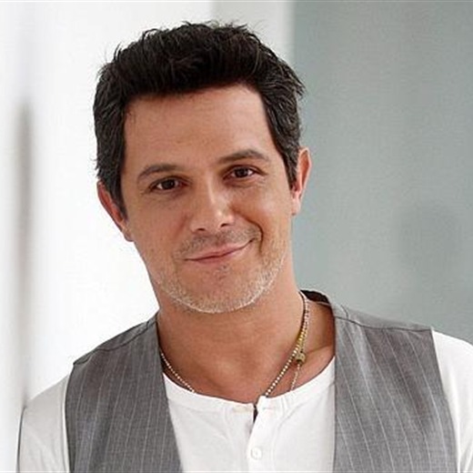 Alejandro Sanz participa en evento solidario Alejandro Sanz participa en evento solidario