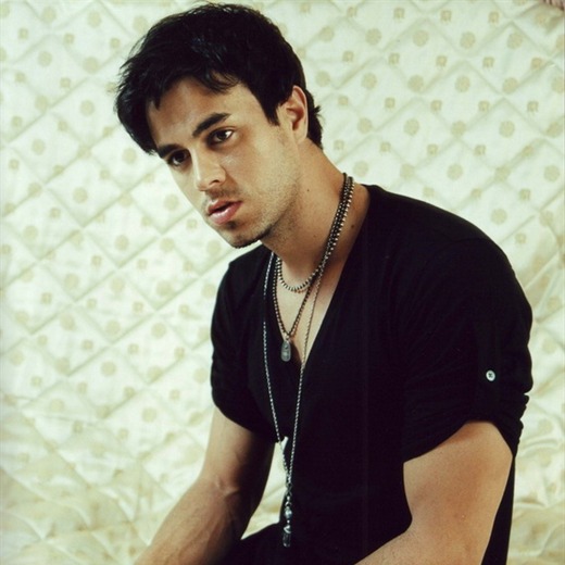 Enrique Iglesias a favor del amor, la esperanza y la fuerza