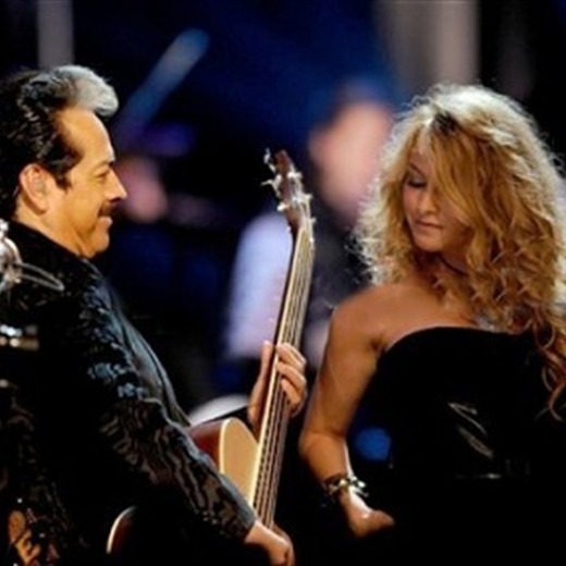 Paulina Rubio y Los Tigres del Norte juntos otra vez