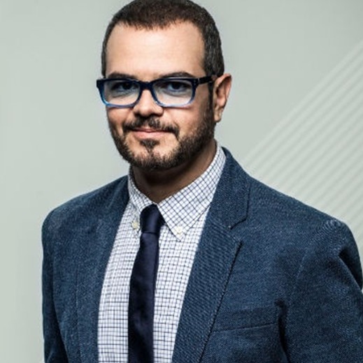 Aleks Syntek podría integrarse a Camila