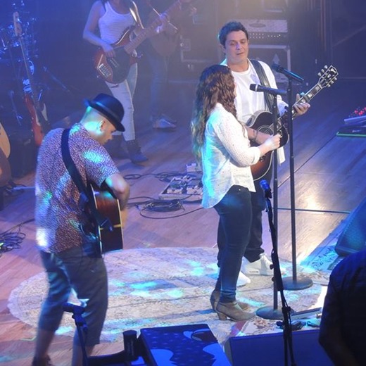 Alejandro Sanz ofrece un concierto íntimo en México