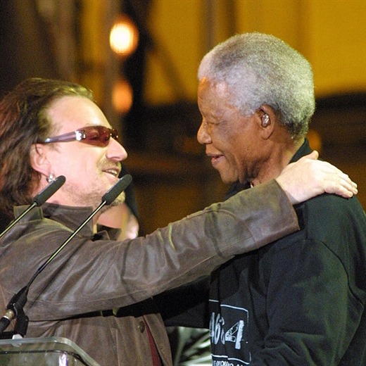 U2 estrena video dedicado a Mandela