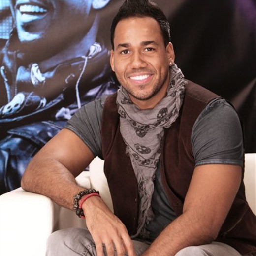 La bachata necesita más exponentes: Romeo Santos