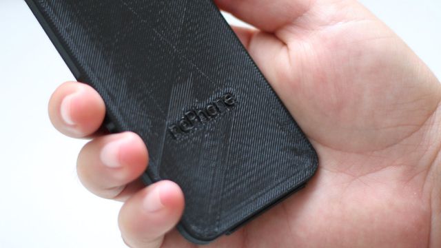 noPhone un teléfono de plástico noPhone un teléfono de plástico