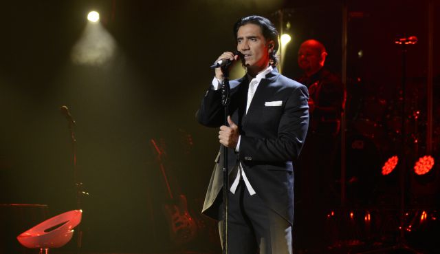 Alejandro Fernández estrena Alejandro Fernández estrena