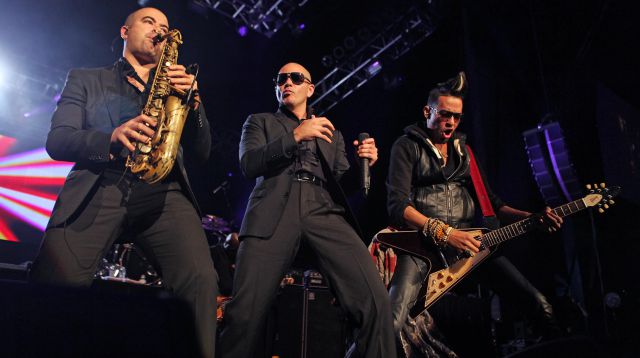 Pitbull conquista el Palacio de los Deportes Pitbull conquista el Palacio de los Deportes