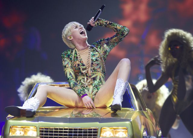 ¿Miley Cyrus se masturba? ¿Miley Cyrus se masturba?