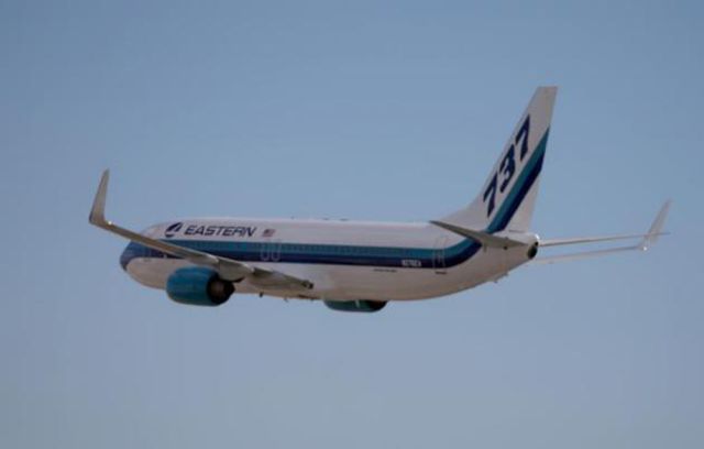 Nace una niña en pleno vuelo Nace una niña en pleno vuelo