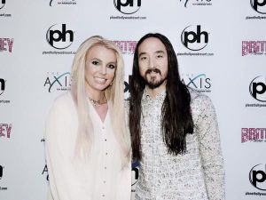 ¿Juntos? Britney Spears y Steve Aoki ¿Juntos? Britney Spears y Steve Aoki