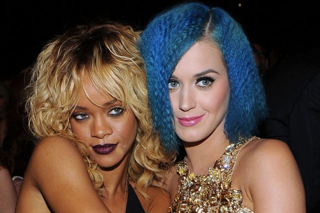 El regalo más caliente de Katy Perry a Rihanna El regalo más caliente de Katy Perry a Rihanna