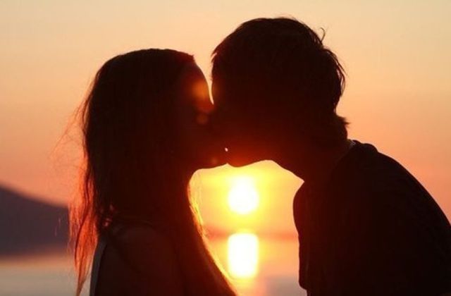Besos Peligrosos Besos Peligrosos