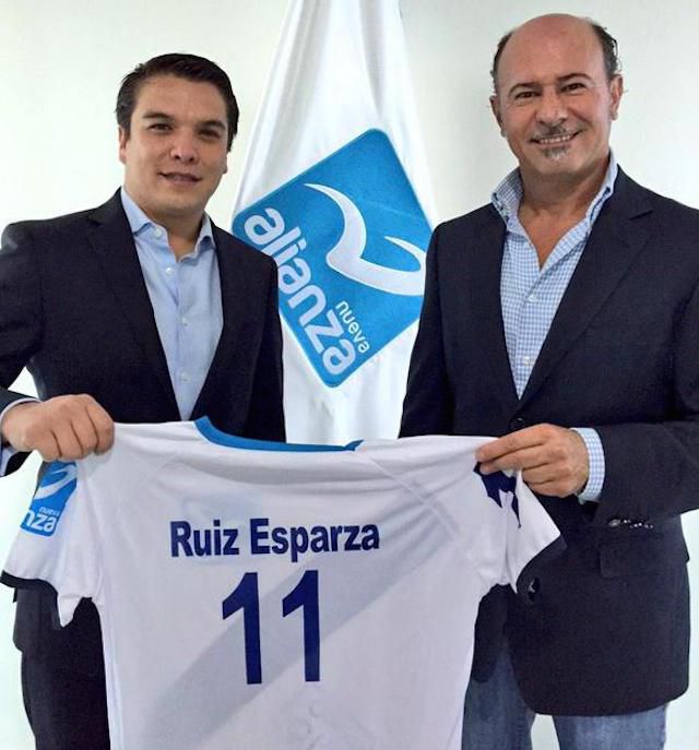 ¡Exdefensa del Puebla,candidato a diputado federal! ¡Exdefensa del Puebla,candidato a diputado federal!