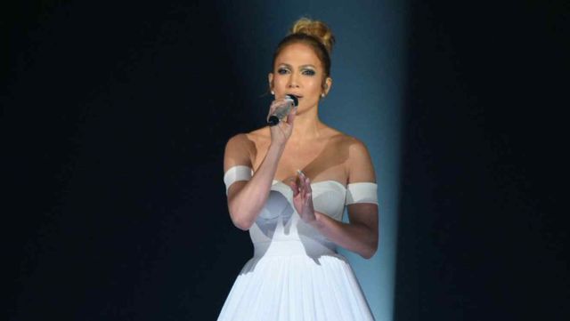 Jennifer Lopez deslumbra con su Jennifer Lopez deslumbra con su