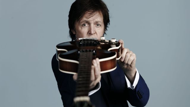Paul McCartney se inspira en el baño Paul McCartney se inspira en el baño