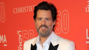 Jim Carrey cambia drásticamente de look Jim Carrey cambia drásticamente de look