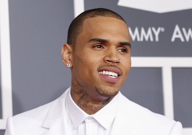 Chris Brown se encontró una mujer desnuda dentro de su casa Chris Brown se encontró una mujer desnuda dentro de su casa