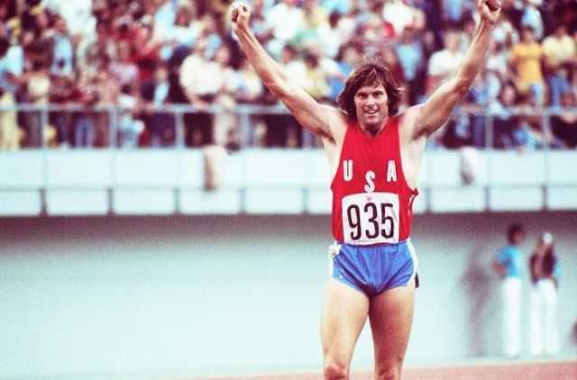 ¡Piden que Caitlyn Jenner devuelva su medalla! ¡Piden que Caitlyn Jenner devuelva su medalla!
