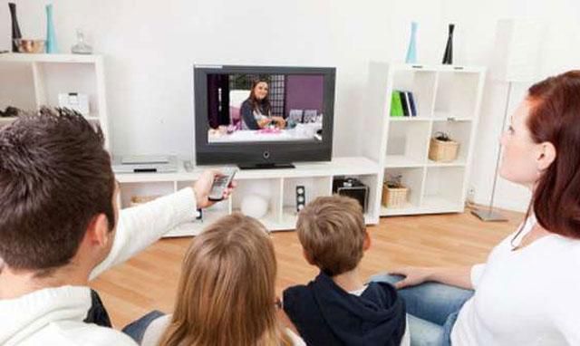¡Mexicanos ven 1.8 horas de tv al día! ¡Mexicanos ven 1.8 horas de tv al día!