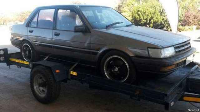 ¡Encuentra su coche robado después de 22 años! ¡Encuentra su coche robado después de 22 años!