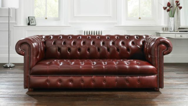 Escapa de la cárcel metido en un sillón Escapa de la cárcel metido en un sillón