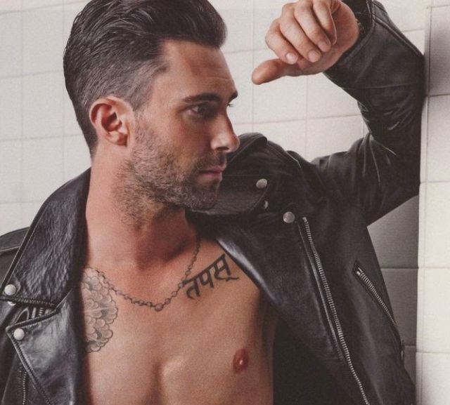 Adam Levine se disculpa con una niña por estar casado Adam Levine se disculpa con una niña por estar casado