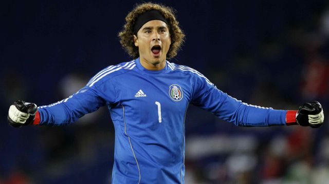 ¿Memo Ochoa a Inglaterra? ¿Memo Ochoa a Inglaterra?