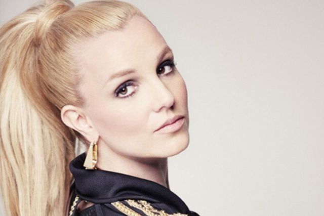 Britney Spears y Jaime Camil reviven la Britney Spears y Jaime Camil reviven la