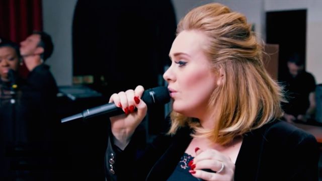 ¡Adele no se conforma y saca otro tema! ¡Adele no se conforma y saca otro tema!