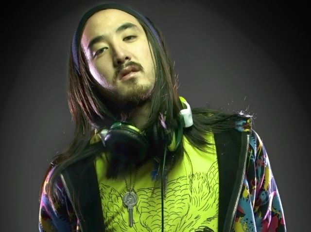 Steve Aoki Ft. Vicente Fernández , Sonidito