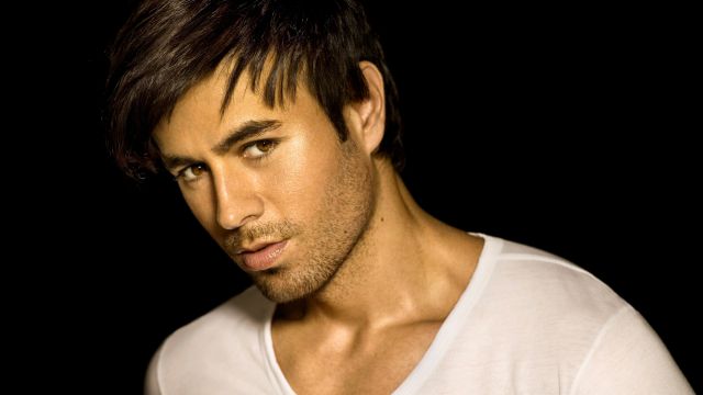 A Enrique Iglesias le duele el corazón A Enrique Iglesias le duele el corazón