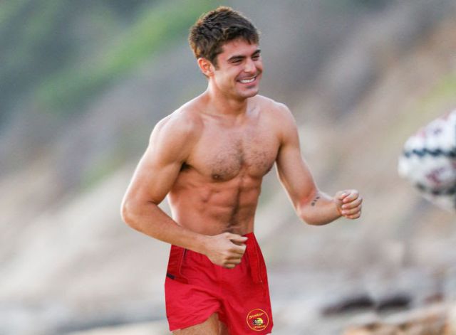 ¿Qué le pasó a Zac Efron? ¿Qué le pasó a Zac Efron?
