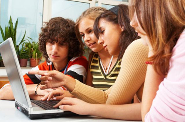 Entre más uses las redes sociales, es más probable que desarrolles un trastorno alimenticio Entre más uses las redes sociales, es más probable que desarrolles un trastorno alimenticio