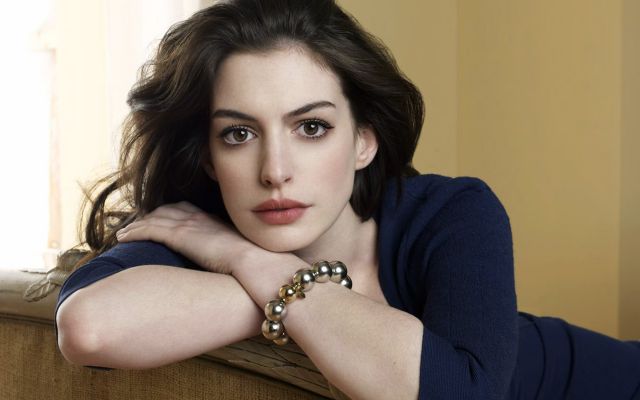 ¿Qué opina Anne Hathaway de las Kardashian? ¿Qué opina Anne Hathaway de las Kardashian?