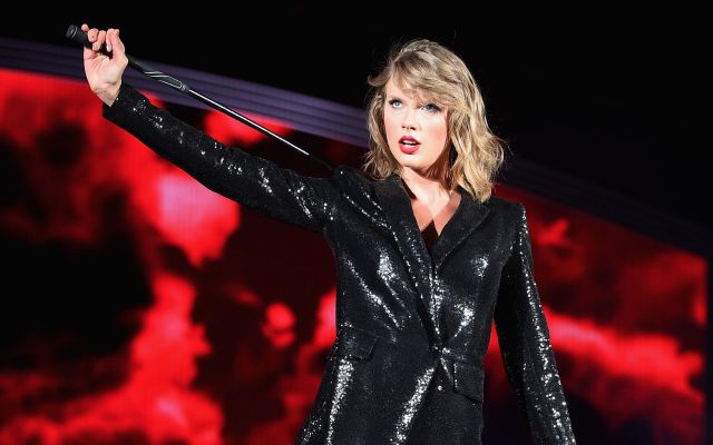 Taylor Swift ¿neonazi? Taylor Swift ¿neonazi?