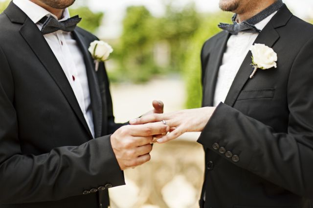 El juez que se negó a casar a una pareja gay