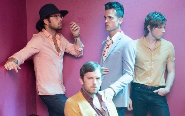 Kings of Leon regresan con nuevo disco