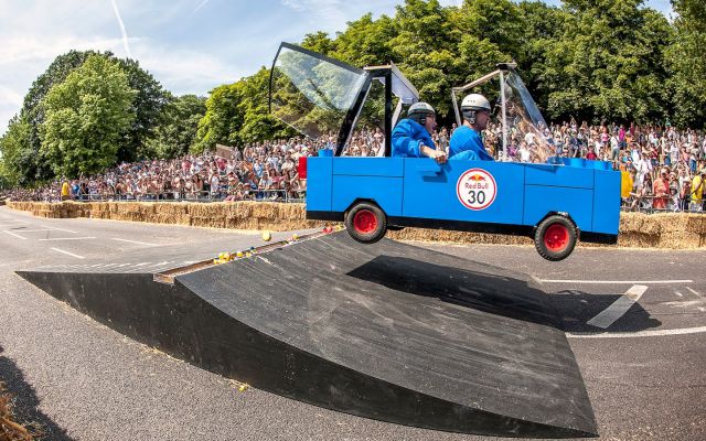 Prepárate para la mejor carrera de carrazos sin motor
