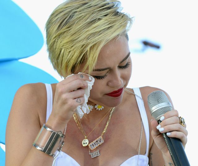 5 Celebridades que han sufrido ataques por sus fans