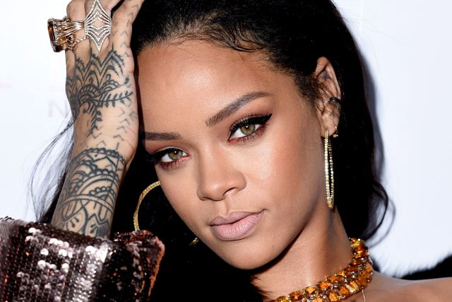 El por qué de los fracasos amorosos de Rihanna