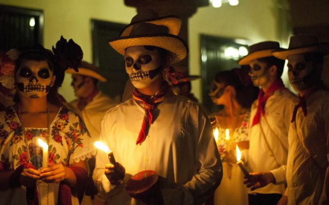 En este mes de octubre regreso de entre los muertos #SabesQueEresMexicano
