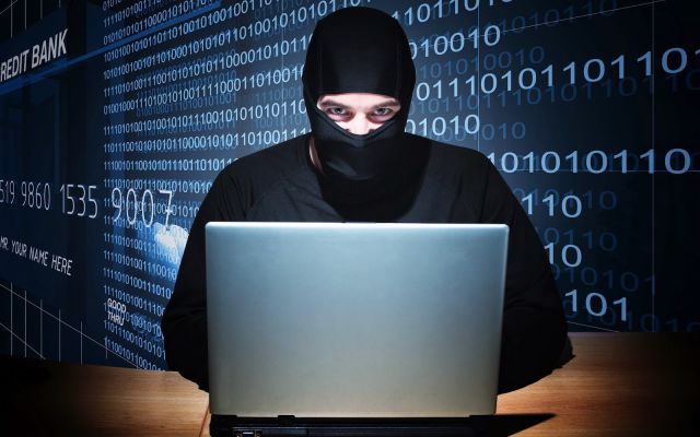Radioescucha le borra la información de su computadora a su vecina de oficina Radioescucha le borra la información de su computadora a su vecina de oficina