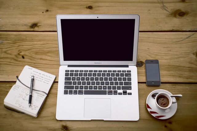 Se busca ermitaño para un trabajo sin sueldo, sin TV y sin internet Se busca ermitaño para un trabajo sin sueldo, sin TV y sin internet