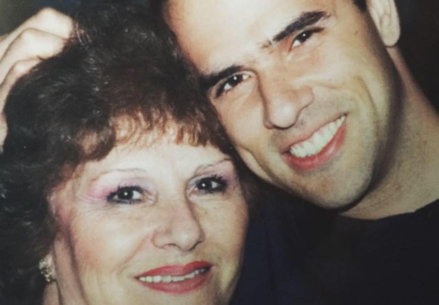 Marco Antonio Regil se despide de su madre