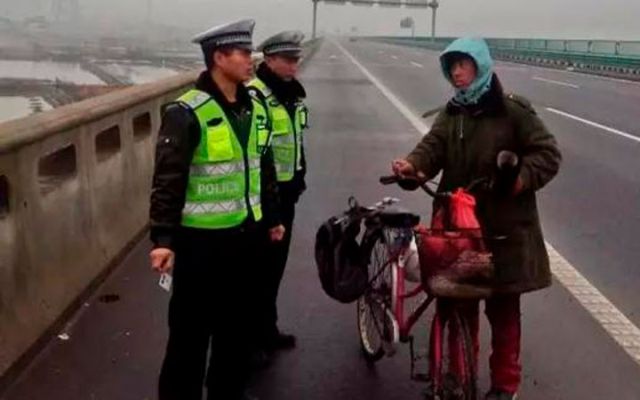 Recorrió 500 km en dirección contraria